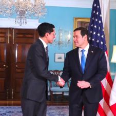 Exige Marco Rubio acciones decisivas contra cárteles; México demanda cooperación sin subordinación