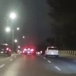 Vía redes sociales, el usuario aseguró haber captado la manera en que posibles delincuentes habrían provocado el accidente con dirección hacia Calzada de Tlalpan (Foto: Especial)