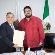 Isaac Montoya entregó 200 expedientes a Imevis Isaac Montoya entregó 200 expedientes a Imevis