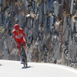 Pogacar dice adiós a la Vuelta: una fuerte caída frena al líder
