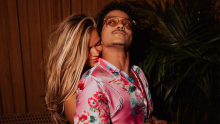 Karol G y Bruno Mars encienden las redes: las fotos que dispararon rumores