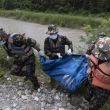 Tragedia en Nepal: Suman 939 fallecidos por inundaciones y buscan a miles de desaparecidos (EFE)