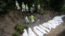 Riada entre Nepal y Tíbet deja más de mil muertos y 4 mil 462 desaparecidos. (EFE)