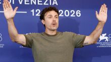 Casey Affleck presenta película en Venecia. Foto: EFE