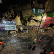 El siniestro ocurrió en la zona de avenida Santa Lucía y Rosa Venus, donde se registró el derrumbe parcial de un establecimiento comercial dedicado a la venta de alimentos. (Foto: @LopezCasarinJ)