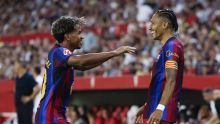 Barcelona remonta al Sevilla con triplete de Raphinha en LaLiga