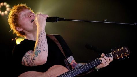 Fotografía de archivo de una presentación del cantante británico Ed Sheeran en Amsterdam (Países Bajos). EFE/Sander Konning
