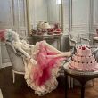 - Vista de la exposición concebida junto a Sofia Coppola en el 20 aniversario del estreno de 'María Antonieta', el filme de culto que reinventó a la esposa de Luis XVI y la convirtió en un icono pop universal, este martes en el Palacio de Versalles- EFE/ Nerea González - Vista de la exposición concebida junto a Sofia Coppola en el 20 aniversario del estreno de 'María Antonieta', el filme de culto que reinventó a la esposa de Luis XVI y la convirtió en un icono pop universal, este martes en el Palacio de Versalles- EFE/ Nerea González