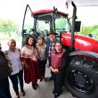 La gobernadora Delfina Gómez beneficia a sector agrario
