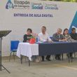 El alcalde Pedro Rodríguez Villegas entregó aula digital