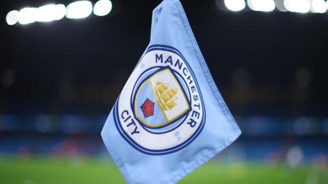 Manchester City, culpable de más de 100 cargos señalados por la Premier. EFE