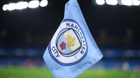 Manchester City, culpable de más de 100 cargos señalados por la Premier. EFE