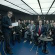 Fotografía cedida por Warner Bros. Pictures que muestra al director de la película “Digger”, Alejandro González Iñárritu (i), y al actor estadounidense Tom Cruise (2-i) en el papel de Digger Rockwell, durante la grabación de una escena del filme. EFE/ Warner Bros. Pictures /SOLO USO EDITORIAL/ NO VENTAS/ SOLO DISPONIBLE PARA ILUSTRAR LA NOTICIA QUE ACOMPAÑA (CRÉDITO OBLIGATORIO) Fotografía cedida por Warner Bros. Pictures que muestra al director de la película “Digger”, Alejandro González Iñárritu (i), y al actor estadounidense Tom Cruise (2-i) en el papel de Digger Rockwell, durante la grabación de una escena del filme. EFE/ Warner Bros. Pictures /SOLO USO EDITORIAL/ NO VENTAS/ SOLO DISPONIBLE PARA ILUSTRAR LA NOTICIA QUE ACOMPAÑA (CRÉDITO OBLIGATORIO)