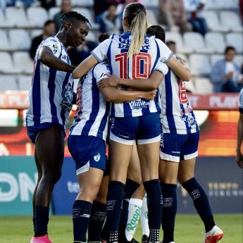Con goles de Aline Gomez, Nina Nicosia, Charlyn Corral y Marcia García, Pachuca se llevó la victoria: X:@TuzosFemenil