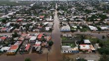 Las autoridades advirtieron que las precipitaciones de “Polo” y “Rachel” podrían provocar deslaves, desbordamientos de ríos y arroyos e inundaciones en zonas bajas. (EFE)