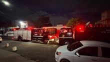 Durante las maniobras de extinción, los servicios de rescate localizaron el cuerpo sin vida de la víctima, quien fue identificada por un vecino como Marco Antonio Hernández (Foto: @Lisethgutierrz)