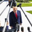 Donald Trump abordado por periodistas en la Casa Blanca (Foto EFE) Donald Trump abordado por periodistas en la Casa Blanca (Foto EFE)
