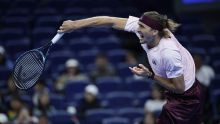 Zverev desafía la racha perfecta de Djokovic en Pekín