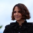 FOTO ARCHIVO. La actriz estadounidense Halle Berry en Cannes, Francia, en 2025. EFE/EPA/GUILLAUME HORCAJUELO FOTO ARCHIVO. La actriz estadounidense Halle Berry en Cannes, Francia, en 2025. EFE/EPA/GUILLAUME HORCAJUELO