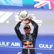 Verstappen revive en Sepang y Antonelli acaricia el Mundial de F1
