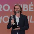 Gabriel Mascaro triunfó en las categorías de Mejor Guion Original y Mejor Edición