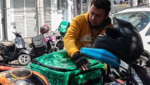 Bajo la consigna de exigir que no se restrinja su derecho al trabajo, los inconformes solicitaron que en lugar de un veto total se apruebe una regulación que incremente la seguridad vial tanto de los operadores como de los usuarios (Foto: Cuartoscuro / Ilustrativa)