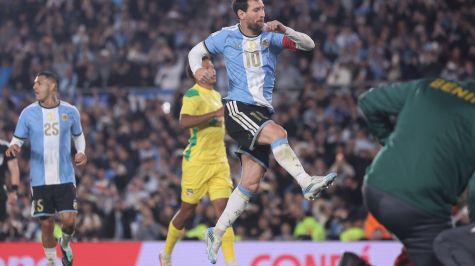 El festejo en todo lo alto de Lionel Messi del que sería su último gol en selección