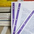 Carta y libros del escritor australiano Gerald Murnane, fotografiados para EFE en una entrevista en marzo de 2026 con el autor, cuyos libros de origen íntimo y doméstico han conquistado a lectores de todo el mundo. EFE/Edurne Morillo