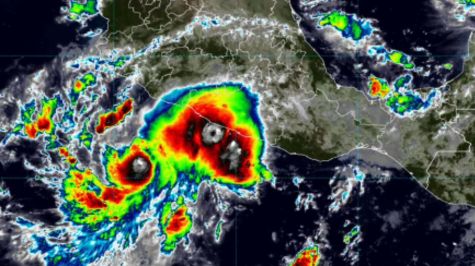 Se pronostica que la tormenta tropical Simon se intensifique rápidamente a huracán. (SMN)