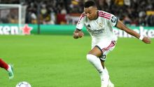 Mbappé; el más joven en llegar a un centenar de duelos en Champions. EFE