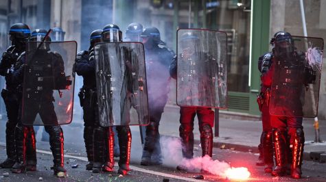 Las autoridades francesas tienen identificadas alrededor de 250 convocatorias en redes sociales y unas 80 manifestaciones previstas en el país. (EFE)