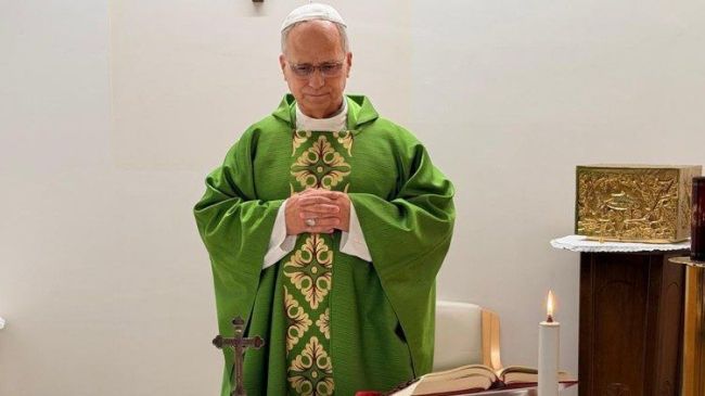 El Papa León XIV celebra la misa en el hospital Gemelli. (Vatican Media)