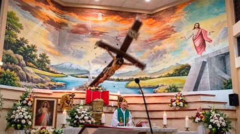 Tragedia en Guayaquil: Sacerdote Patricio Sánchez muere en plena transmisión religiosa Tragedia en Guayaquil: Sacerdote Patricio Sánchez muere en plena transmisión religiosa