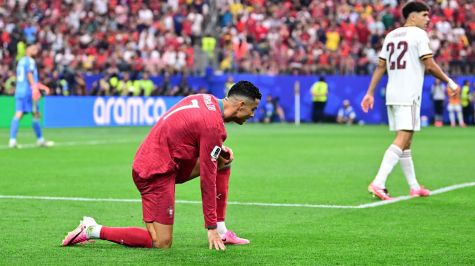 Cristiano Ronaldo suspendido y con multa para Portugal. MexSport Cristiano Ronaldo suspendido y con multa para Portugal. MexSport
