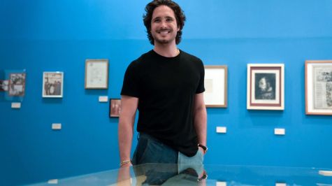 Fotografía del 18 de octubre de 2026 del actor mexicano Diego Boneta posando durante una entrevista con EFE, en Morelia (México). EFE/ Iván Villanueva Fotografía del 18 de octubre de 2026 del actor mexicano Diego Boneta posando durante una entrevista con EFE, en Morelia (México). EFE/ Iván Villanueva
