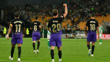 Dani Olmo se lesiona ante el PSG. EFE