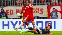 Bayern deja ir la victoria frente al Arsenal. EFE
