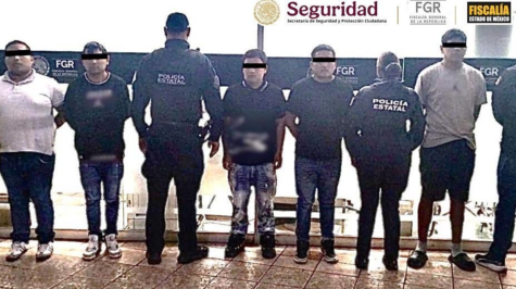 Cinco personas fueron detenidas en el municipio de Teotihuacán, Estado de México, por su presunta relación con la instalación de falsos retenes en carreteras de la zona. (Foto: @GabSeguridadMX) Cinco personas fueron detenidas en el municipio de Teotihuacán, Estado de México, por su presunta relación con la instalación de falsos retenes en carreteras de la zona. (Foto: @GabSeguridadMX)