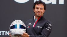 Checo firma con Cadillac hasta 2029. EFE