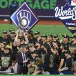 Milwaukee consigue su primer Clásico de Otoño. EFE Milwaukee consigue su primer Clásico de Otoño. EFE