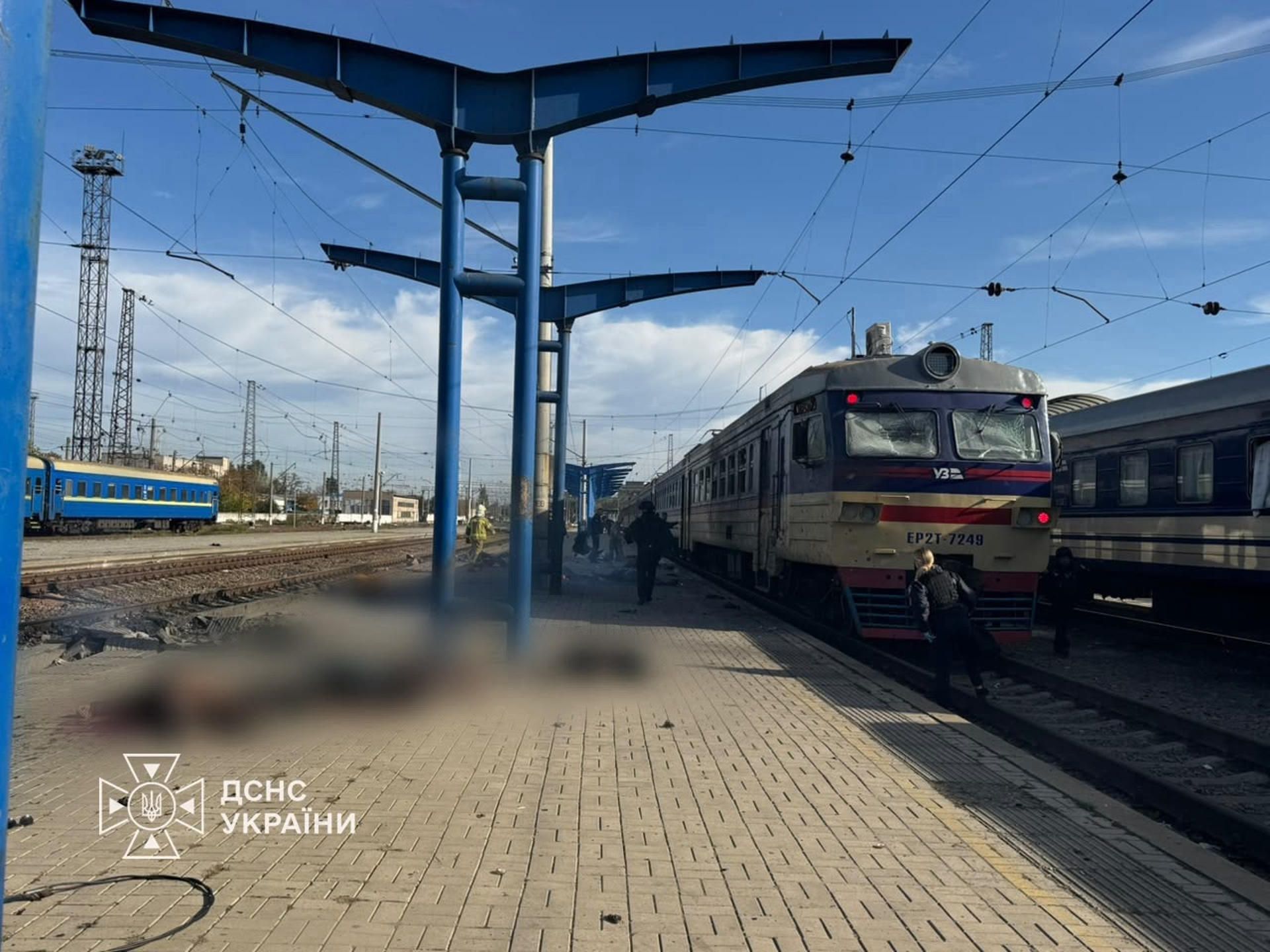 Un ataque ruso contra una estación de tren en la ciudad ucraniana de Dnipró, en el este del país, causó al menos 14 muertos y 14 heridos