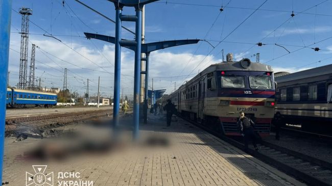 Un ataque ruso contra una estación de tren en la ciudad ucraniana de Dnipró, en el este del país, causó al menos 14 muertos y 14 heridos